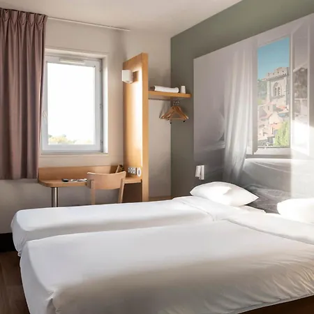 B&B Hotel Avignon 2 Hotel