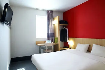 B&B Hotel Avignon 2 Hotel 2*